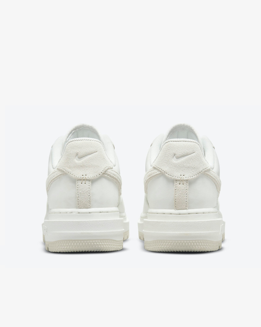 Tenis Air Force 1 Low Luxe Summit White Light Bone