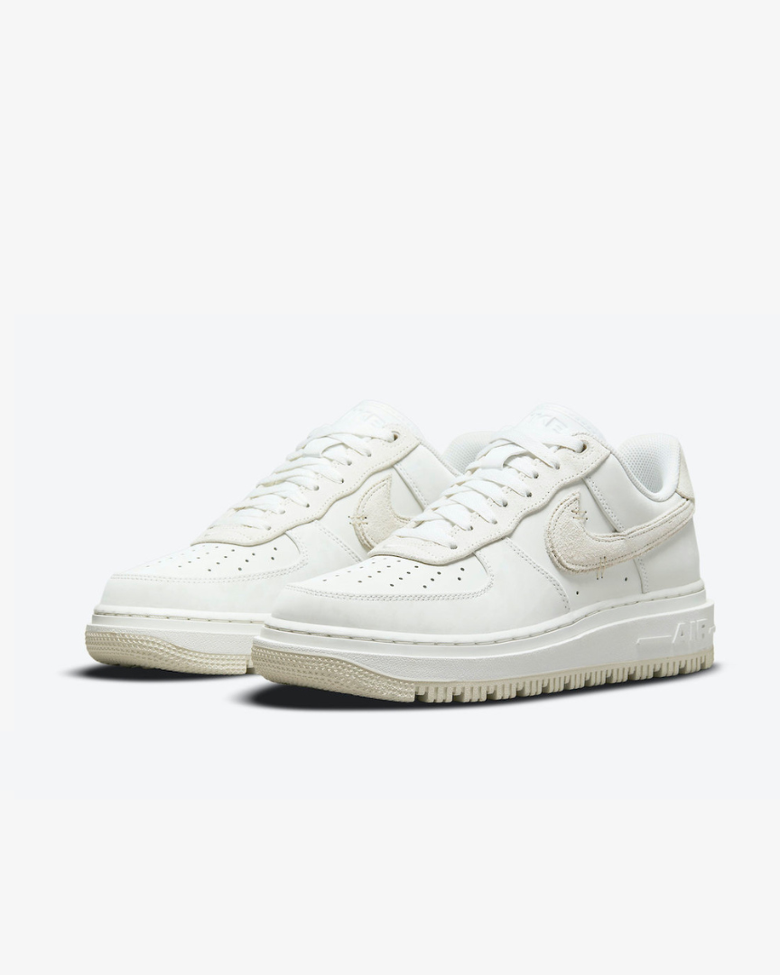 Tenis Air Force 1 Low Luxe Summit White Light Bone