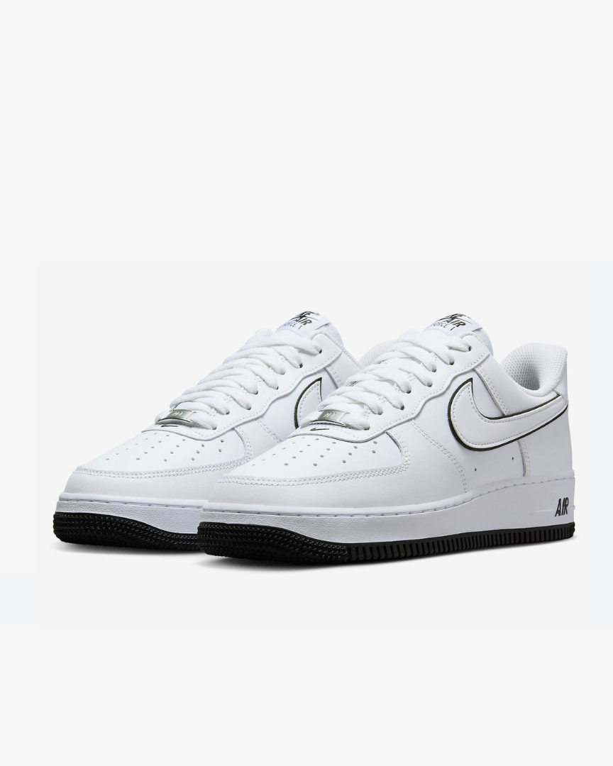 Tenis Air Force 1 '07 Low White Black Outline Swoosh