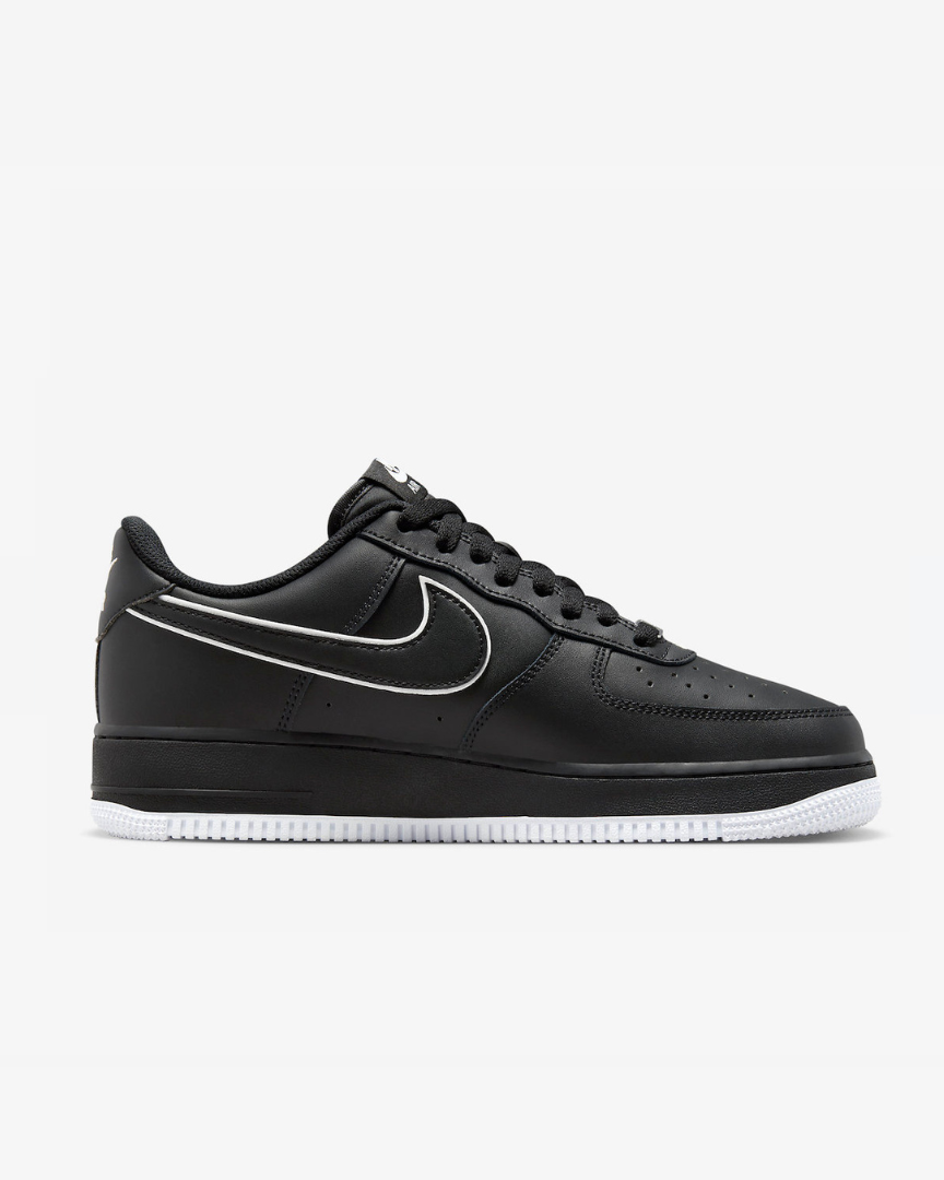 Tenis Air Force 1 Low '07 Black White Sole (2023)