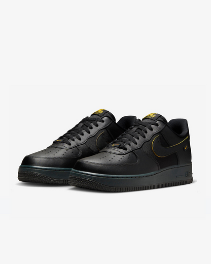 Tenis Air Force 1 07 Black University Gold