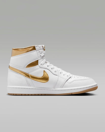 Tenis Air Jordan 1 Retro High OG "White and Gold"