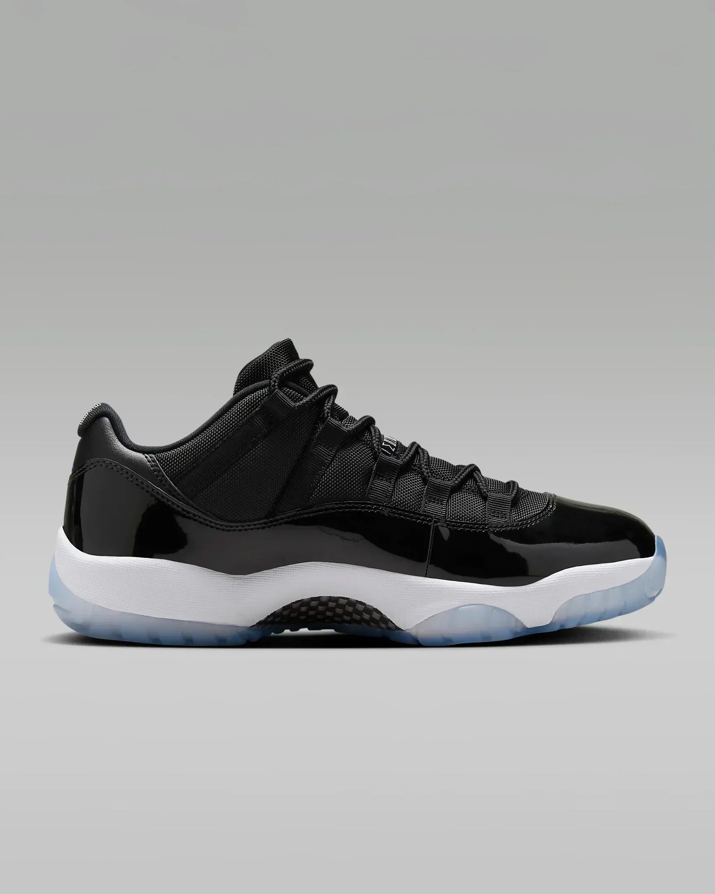Tenis Air Jordan 11 Retro Low "Black/Varsity Royal"