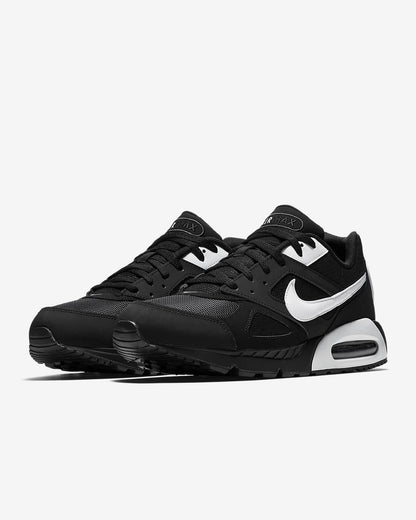 Tenis Air Max Ivo Black White